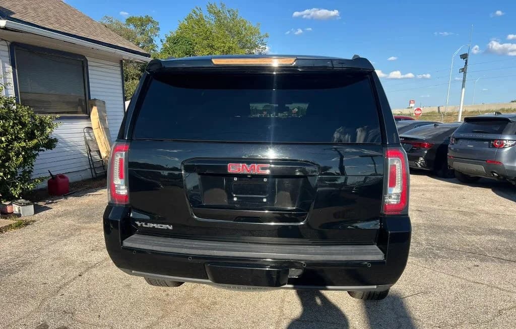 2018 GMC YUKON SLE 5