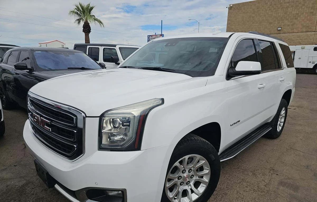 2019 GMC YUKON SLT 2