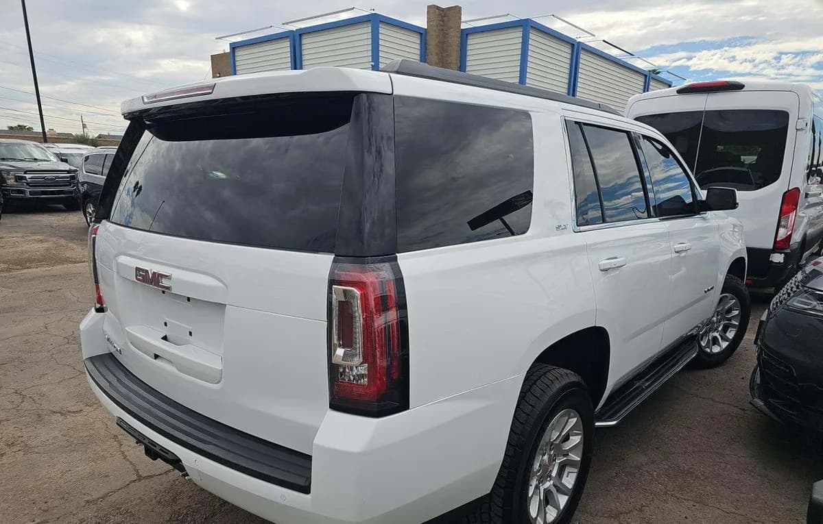 2019 GMC YUKON SLT 4