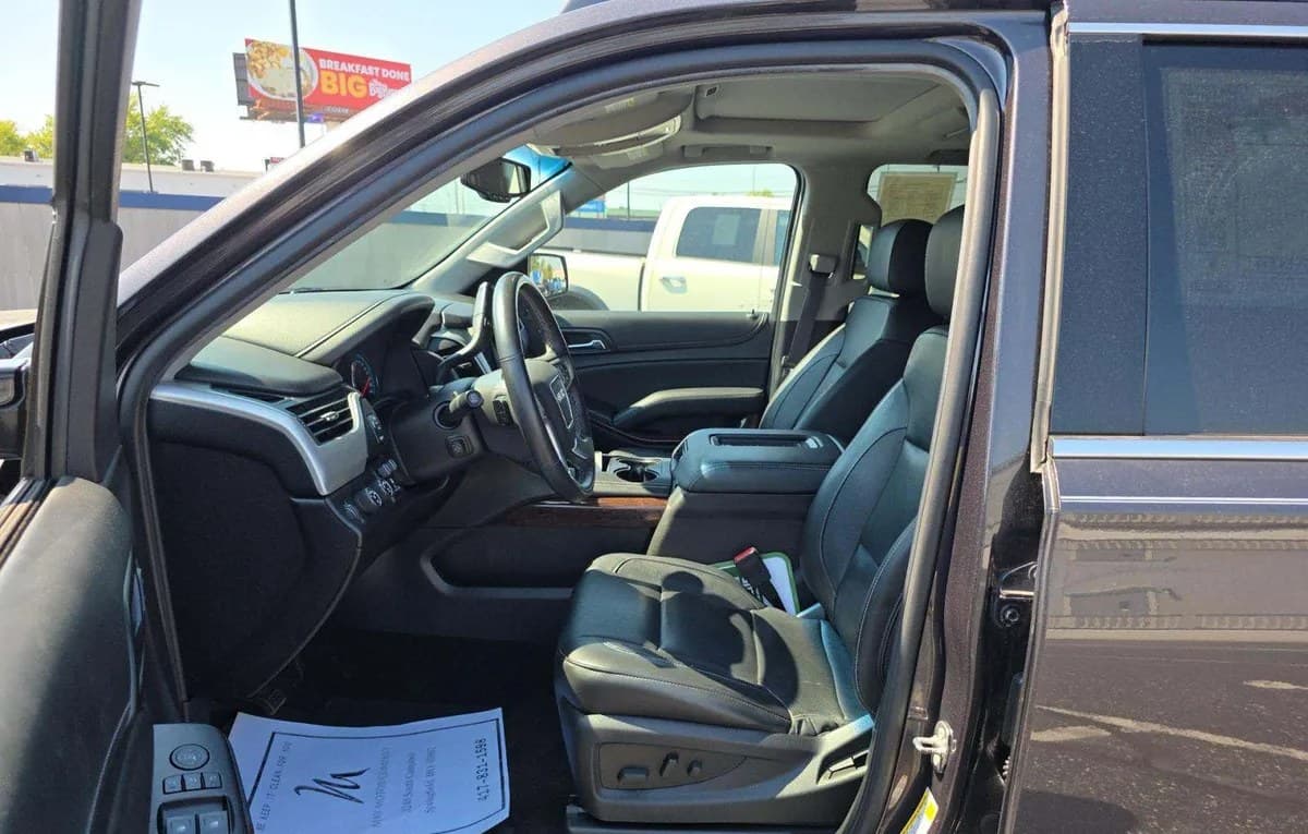 2017 GMC YUKON SLT 4