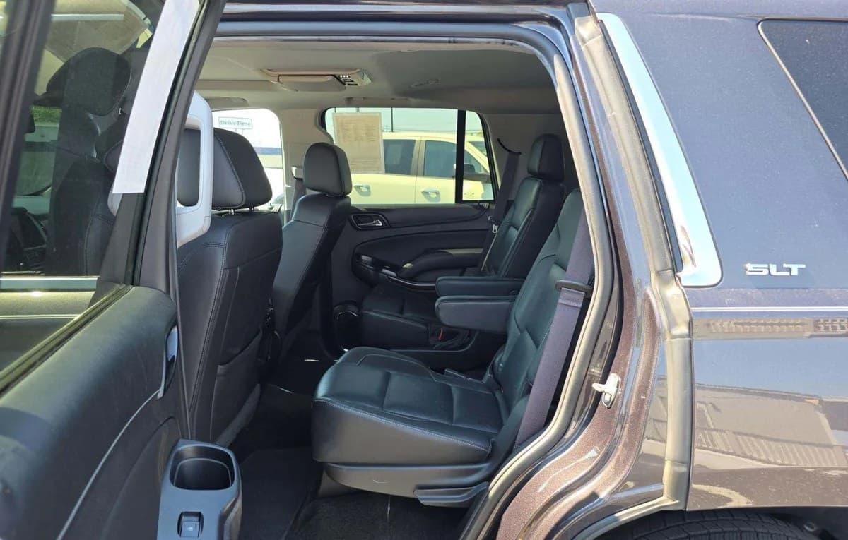 2017 GMC YUKON SLT 7