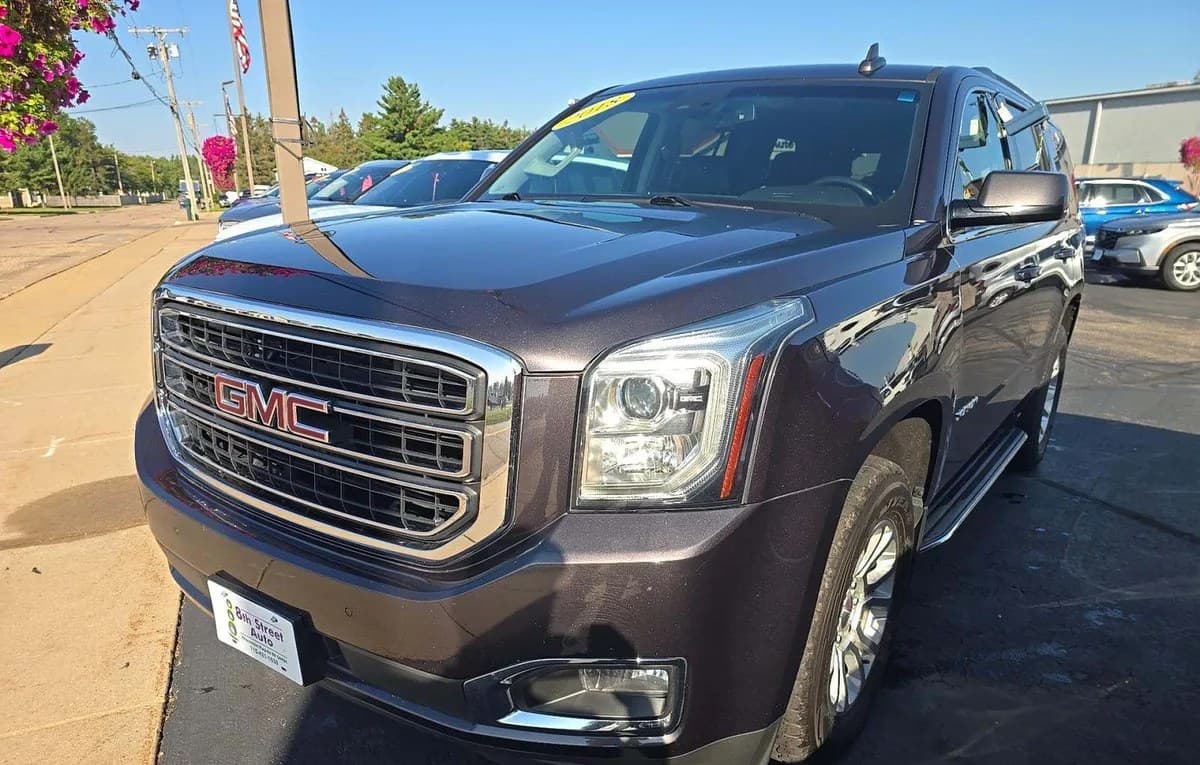 2018 GMC YUKON SLT 2