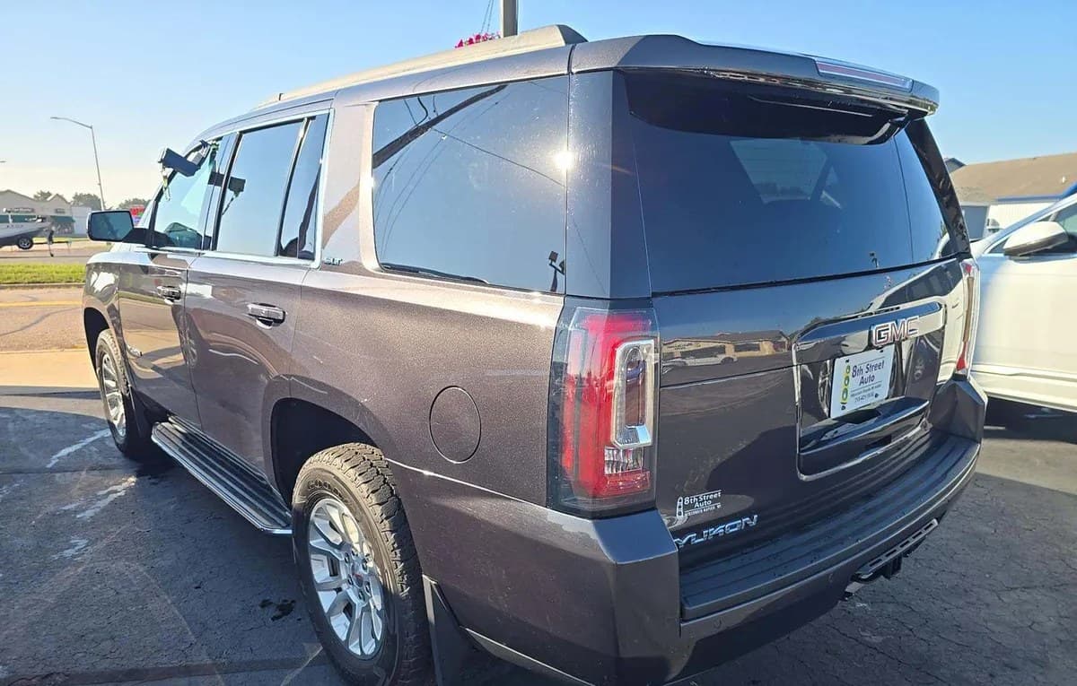 2018 GMC YUKON SLT 3