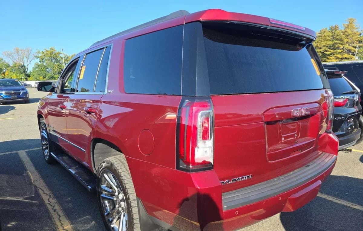2017 GMC YUKON SLT 4SA 4