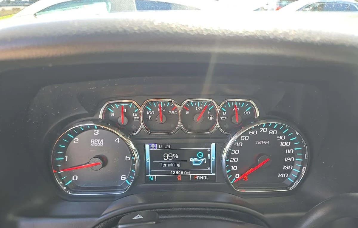 2017 GMC YUKON SLT 6