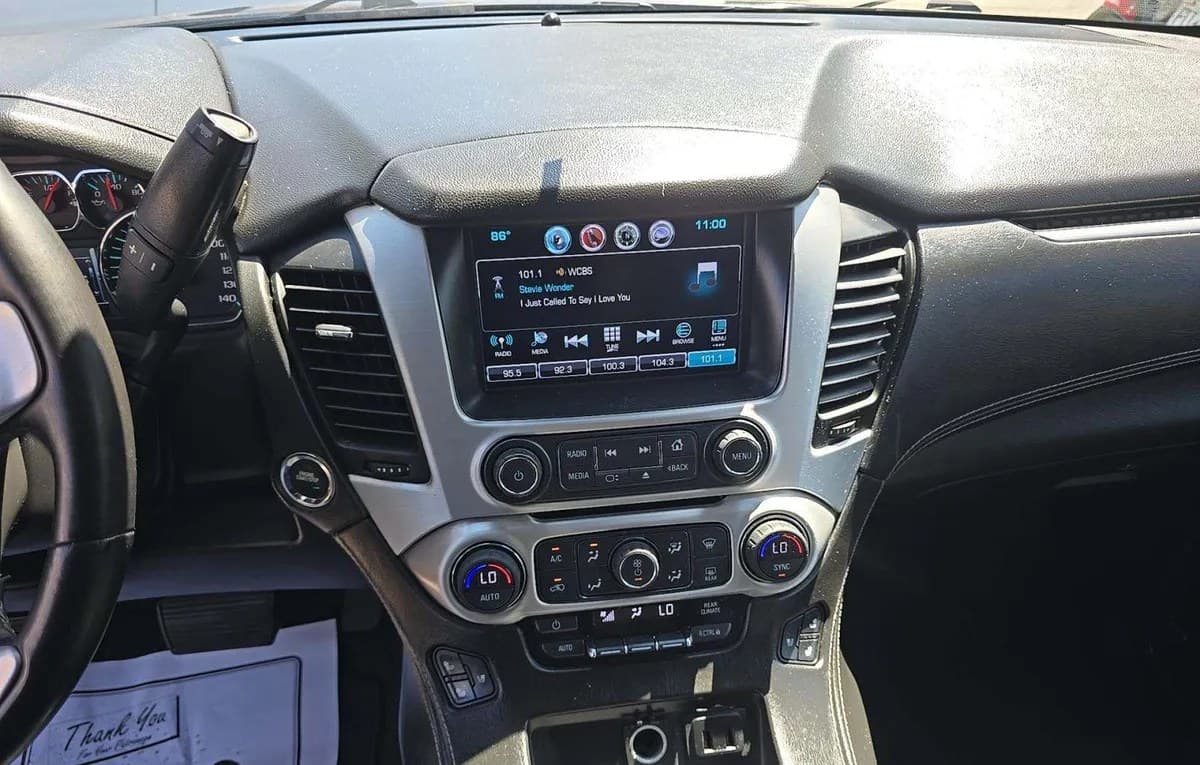2017 GMC YUKON SLT 7
