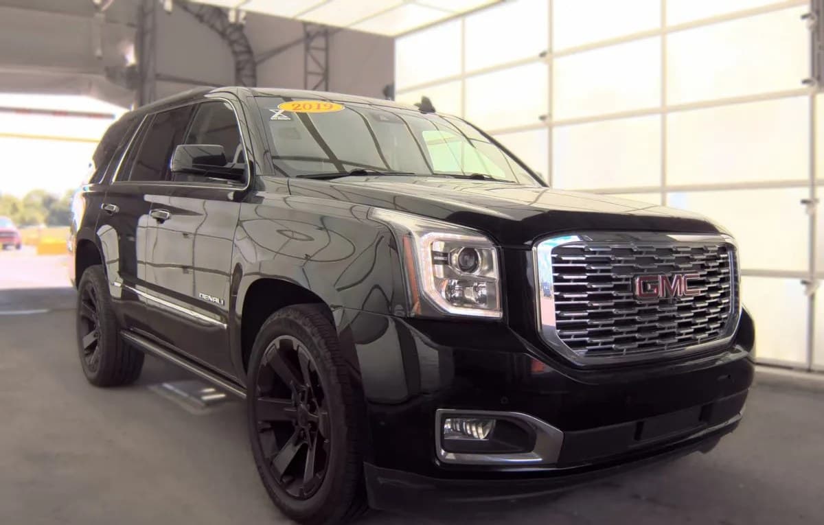 2019 GMC YUKON Denali 4