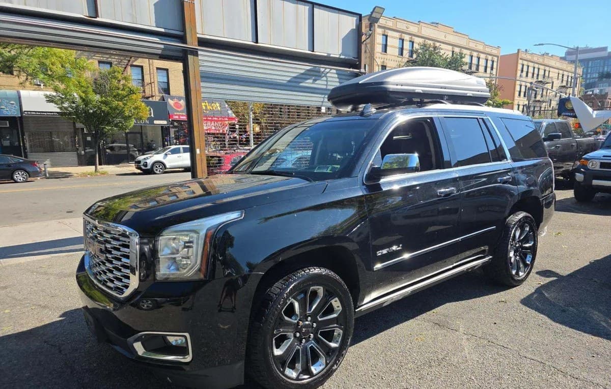 2018 GMC YUKON Denali 2