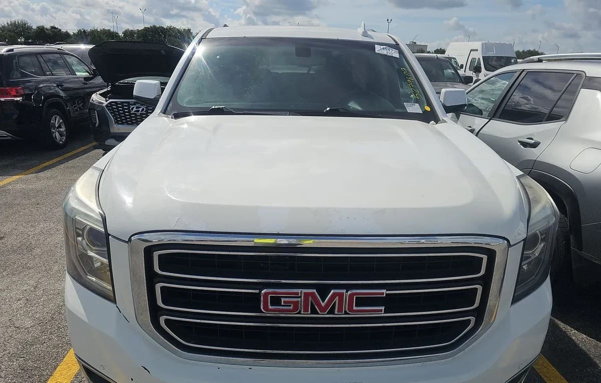 2017 GMC YUKON XL SLE 2