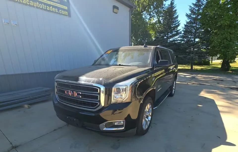 2018 GMC YUKON XL SLE 2