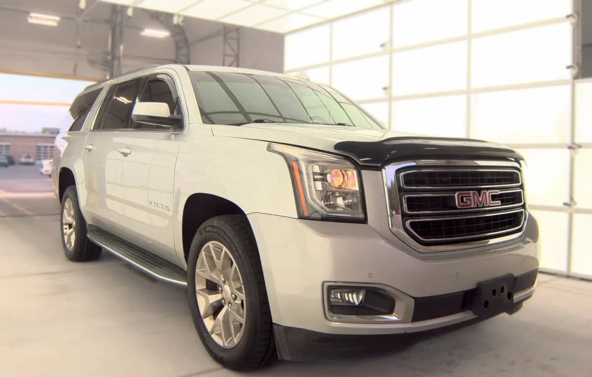 2017 GMC YUKON XL SLE 4