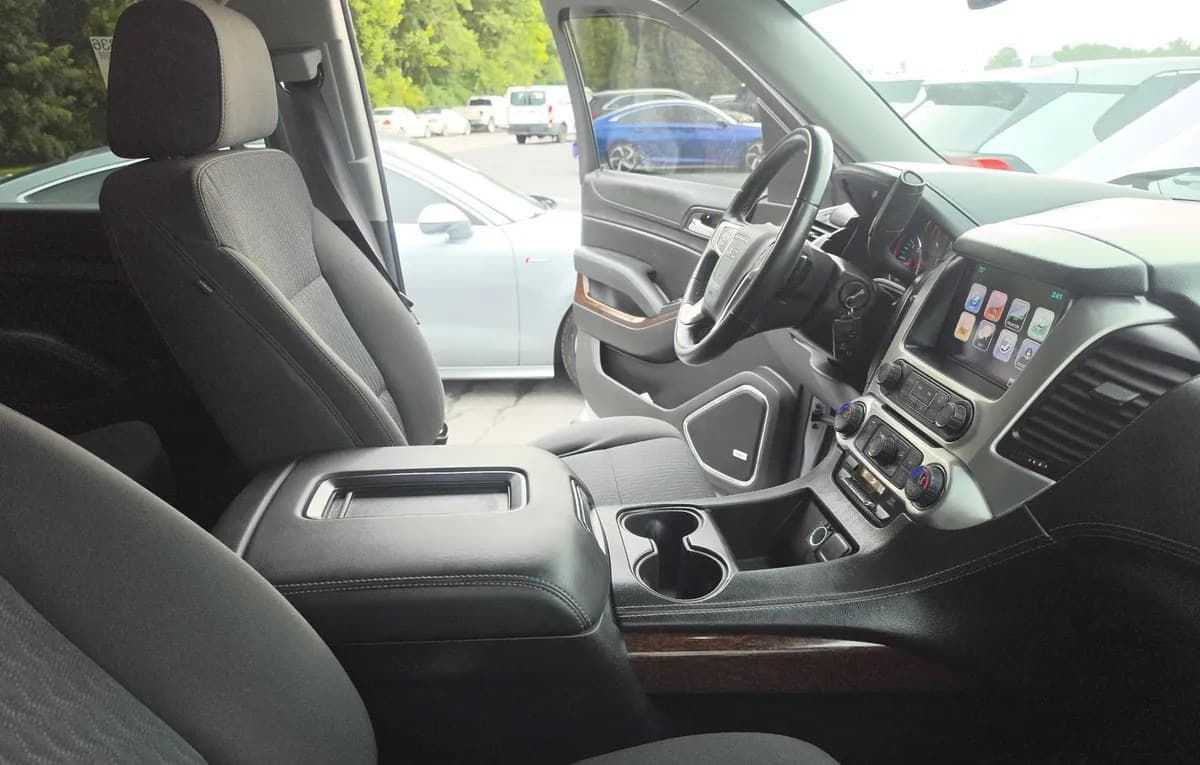 2017 GMC YUKON XL SLE 5