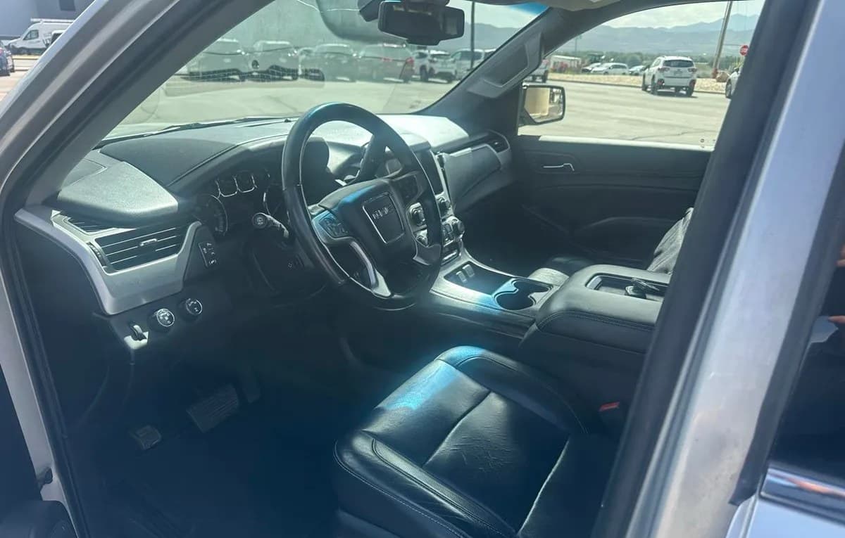 2019 GMC YUKON XL SLT 5