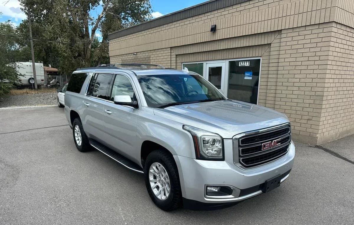 2019 GMC YUKON XL SLT 7