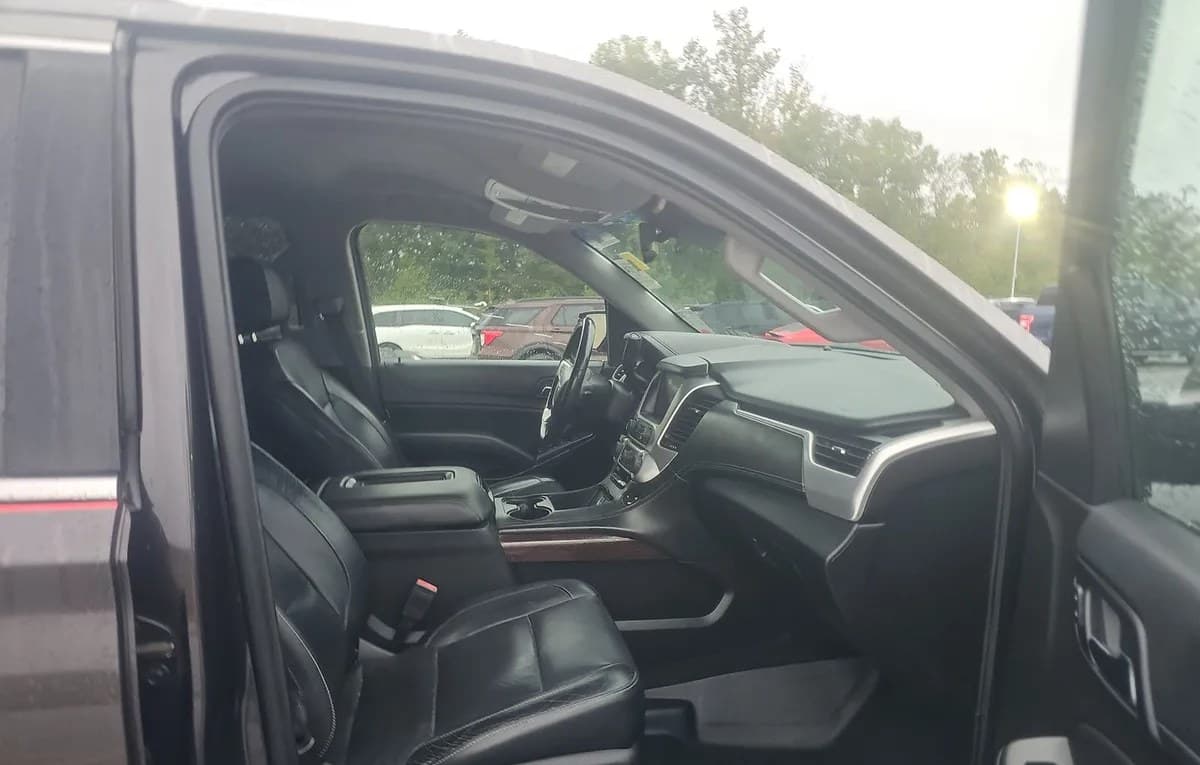 2017 GMC YUKON XL SLT 4
