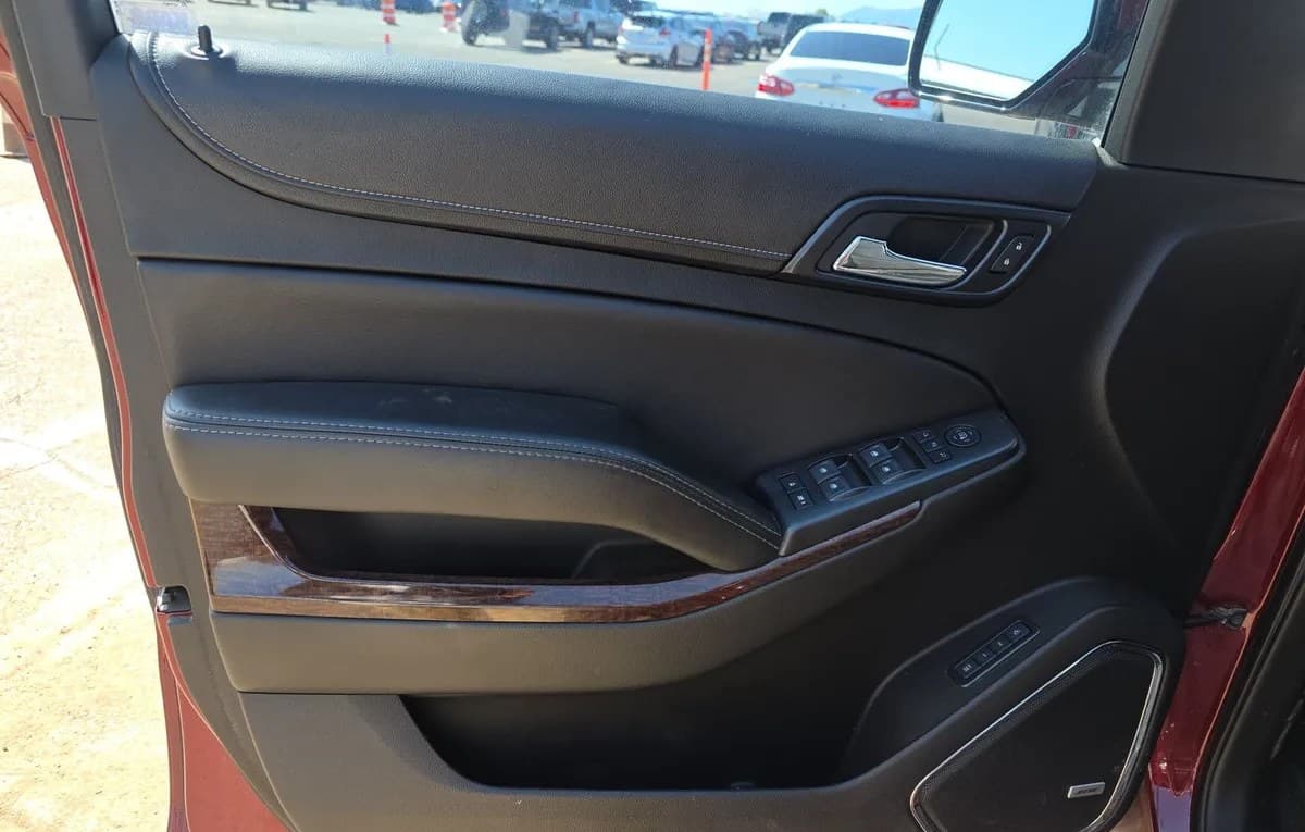 2018 GMC YUKON XL SLT 4SA 6