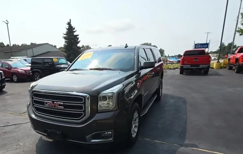 2019 GMC YUKON XL SLT 2