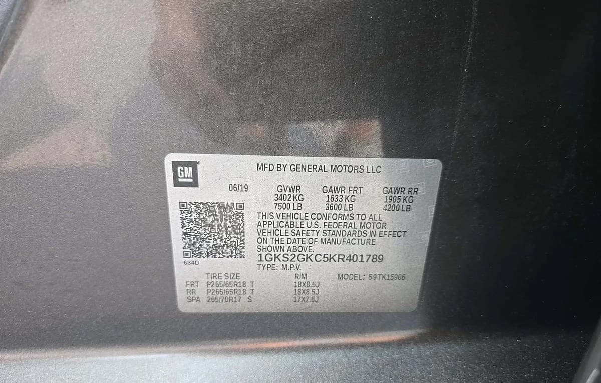 2019 GMC YUKON XL SLT 3