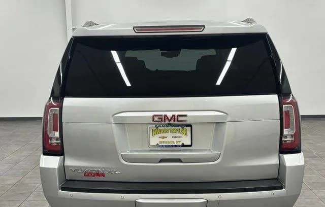 2020 GMC YUKON XL SLT 4