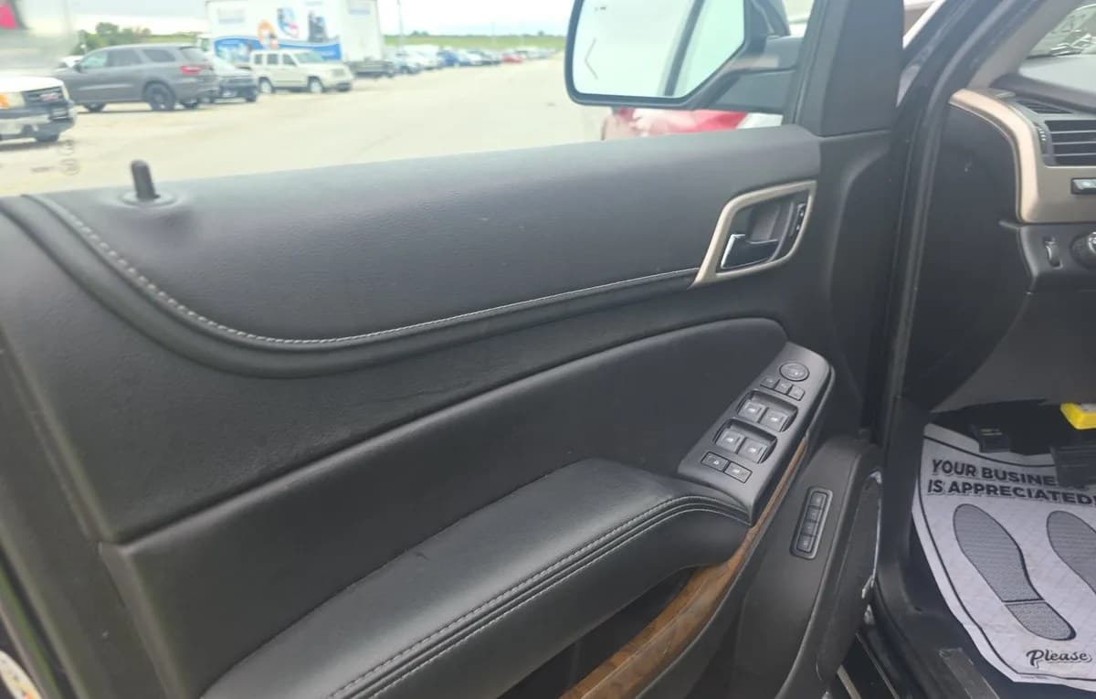 2019 GMC YUKON XL Denali 6