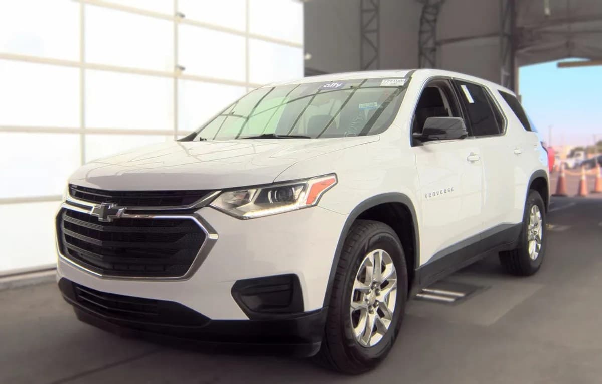2020 CHEVROLET TRAVERSE LS 2