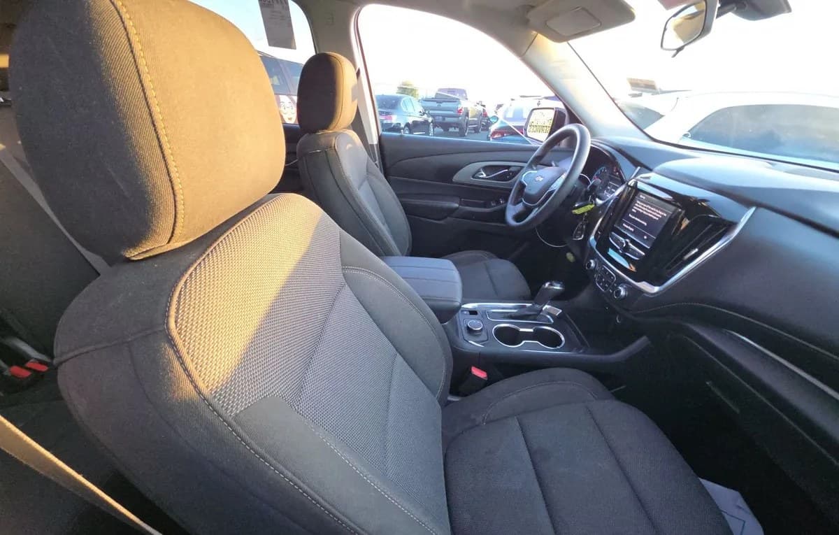 2020 CHEVROLET TRAVERSE LS 5