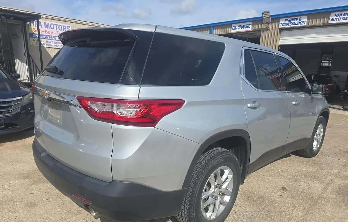 2021 CHEVROLET TRAVERSE LS 4
