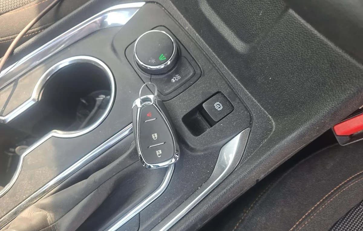2021 CHEVROLET TRAVERSE LS 5