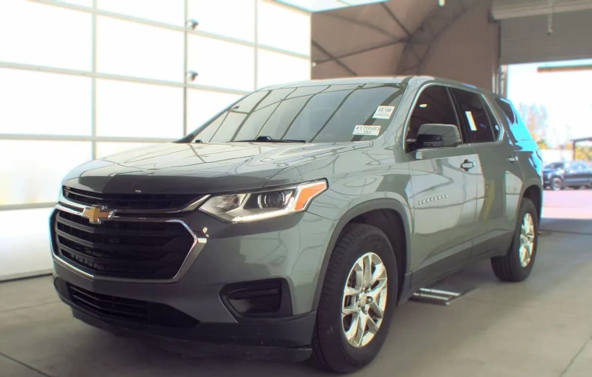 2019 CHEVROLET TRAVERSE LS 2