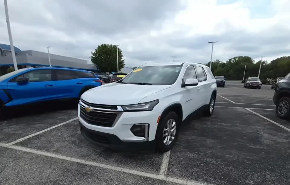 2023 CHEVROLET TRAVERSE LS 1LS
