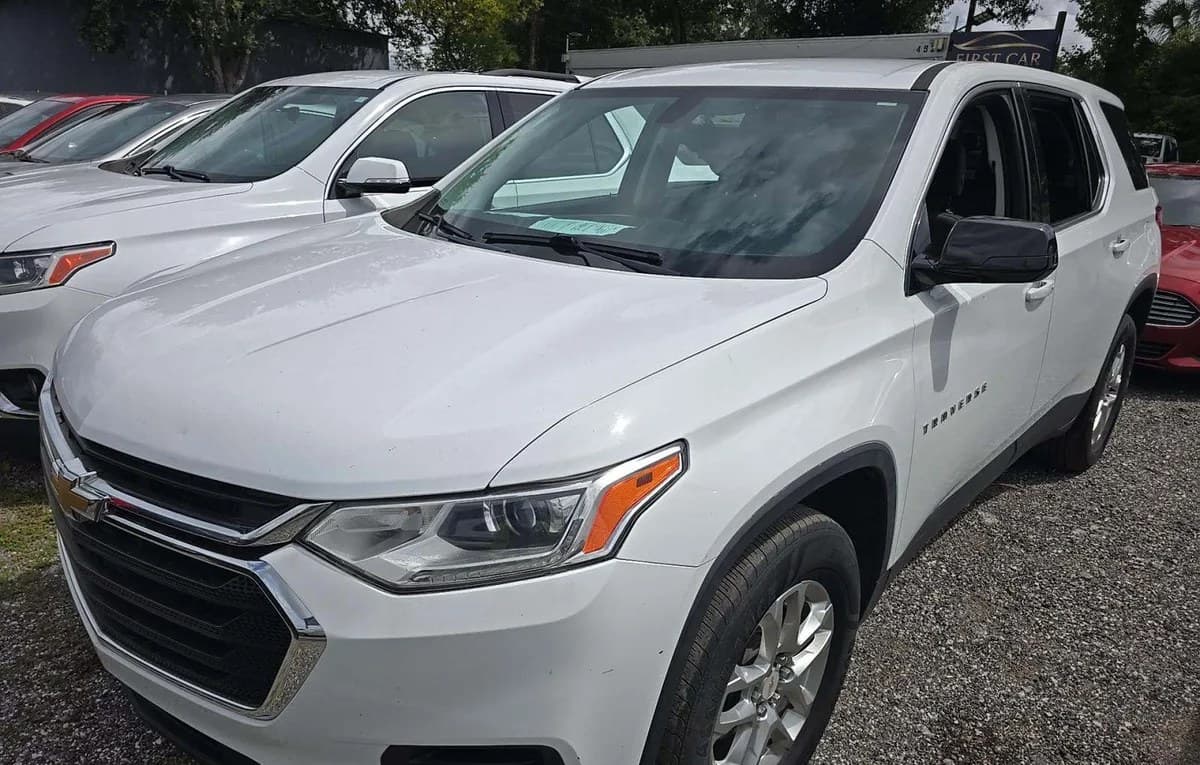 2018 CHEVROLET TRAVERSE LS 2