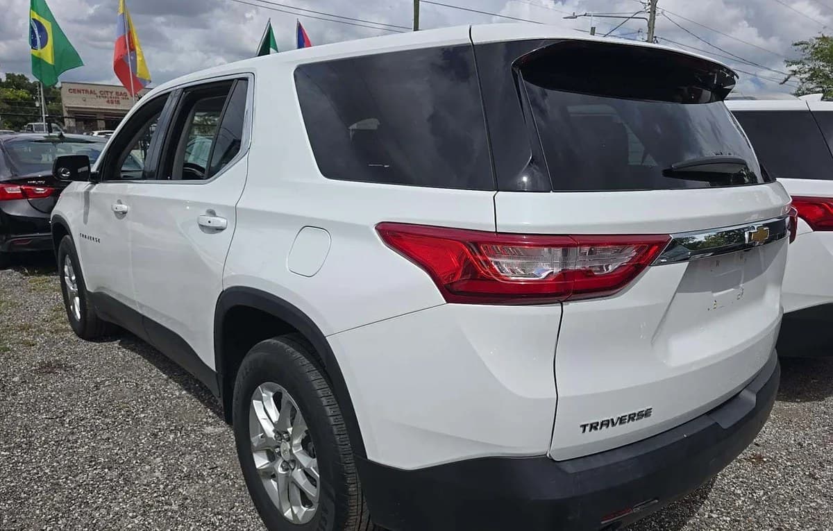 2018 CHEVROLET TRAVERSE LS 3
