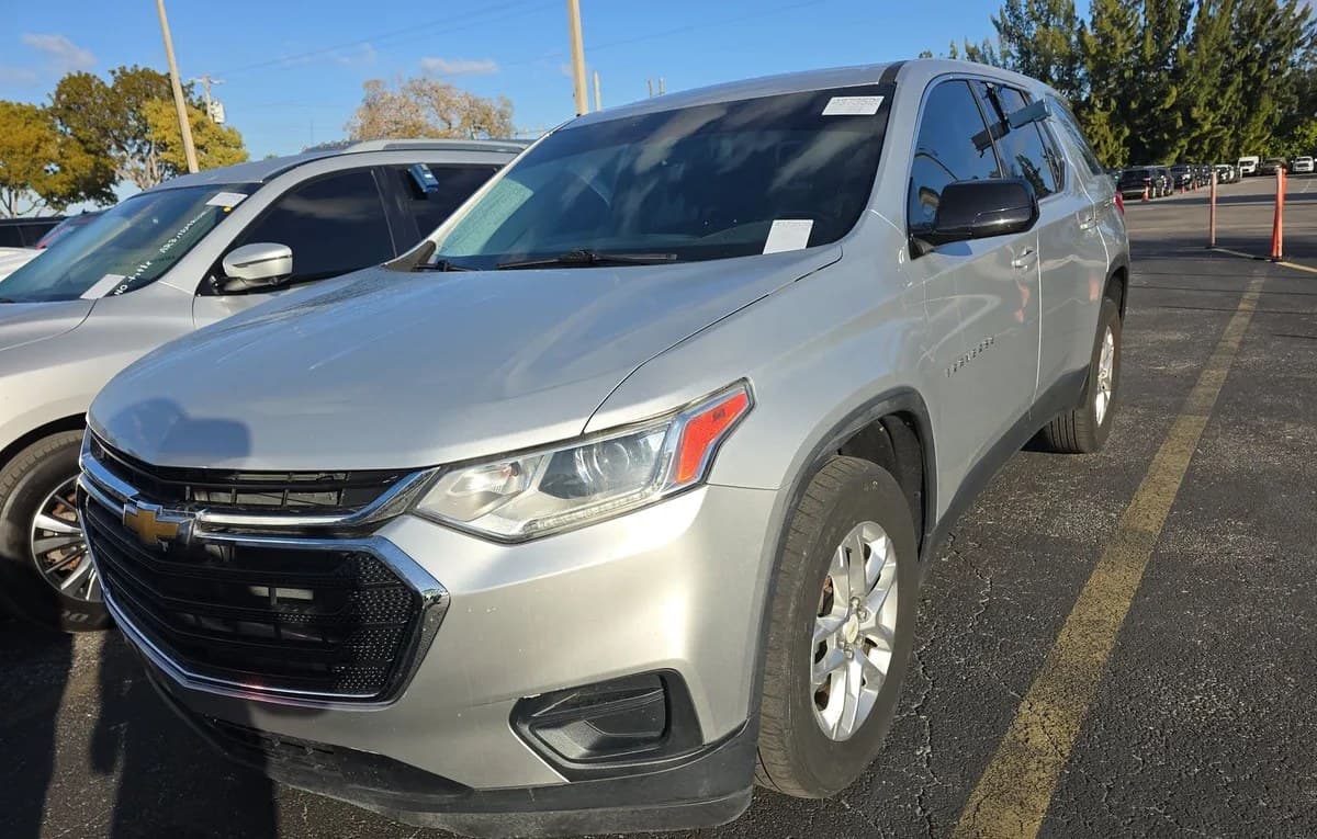 2019 CHEVROLET TRAVERSE LS 2