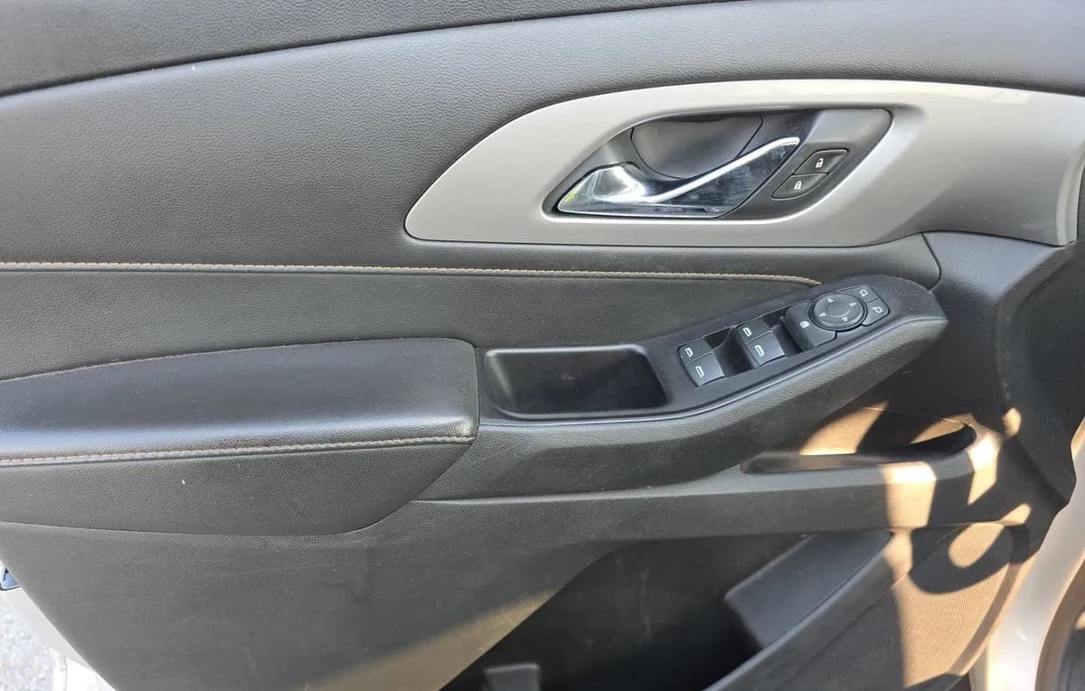 2020 CHEVROLET TRAVERSE LS 5