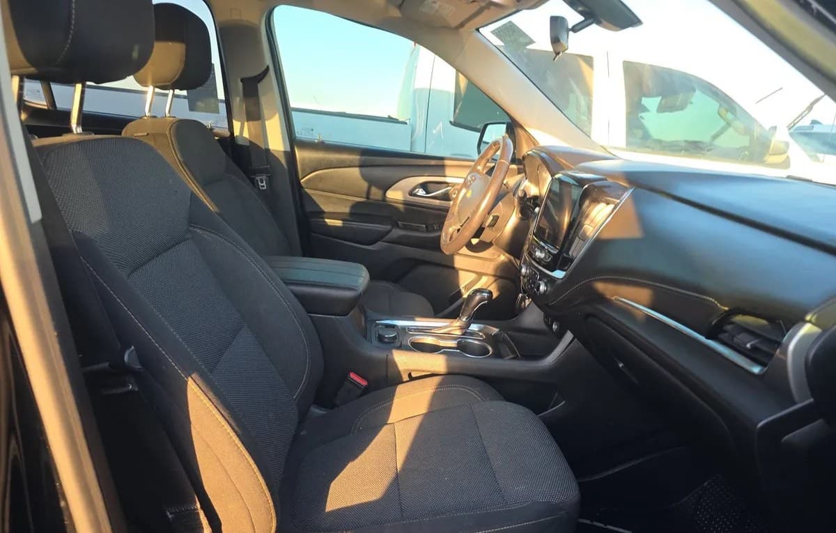 2020 CHEVROLET TRAVERSE LT 5