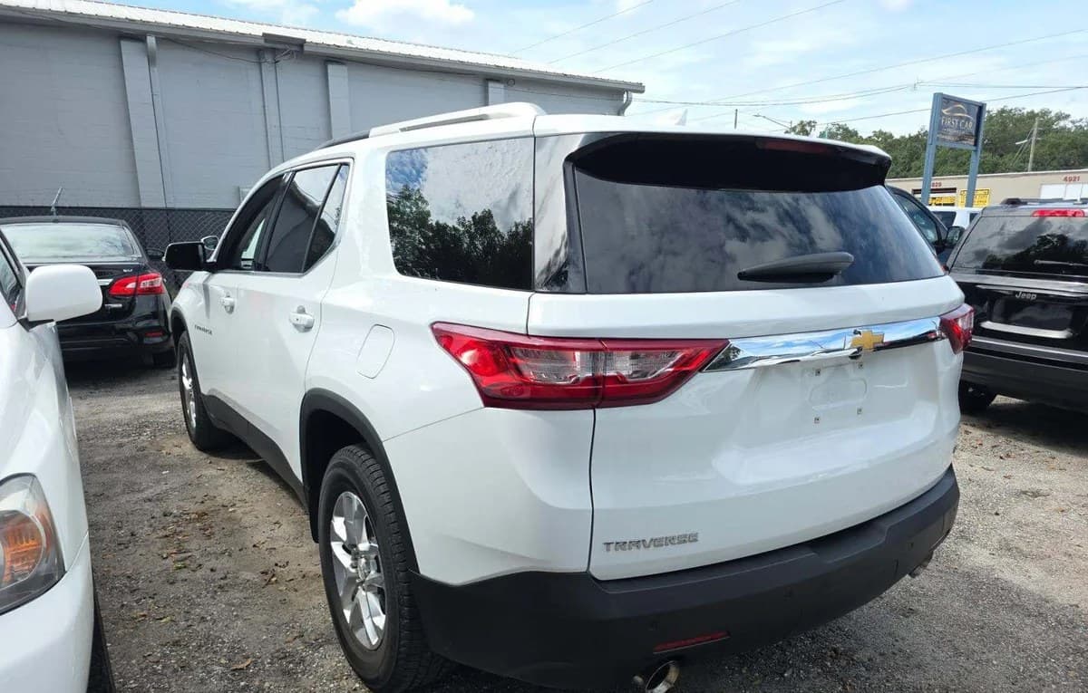 2018 CHEVROLET TRAVERSE LT 3