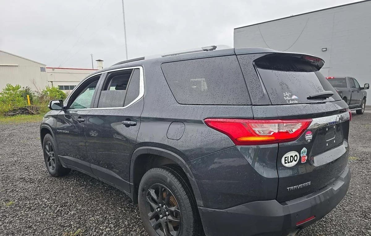 2018 CHEVROLET TRAVERSE LT 2