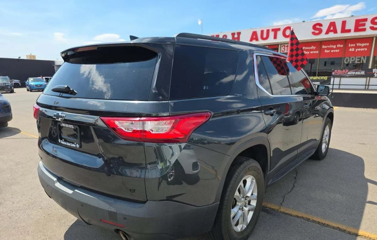2019 CHEVROLET TRAVERSE LT 4