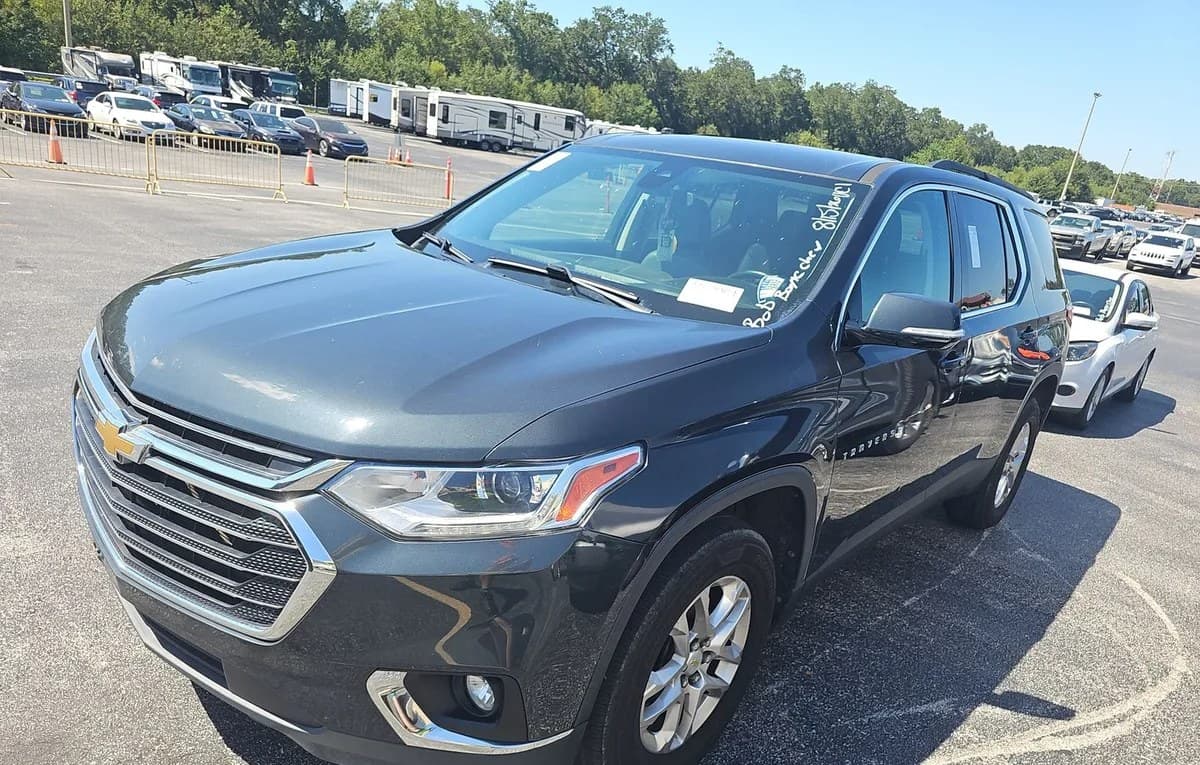 2020 CHEVROLET TRAVERSE LT 2