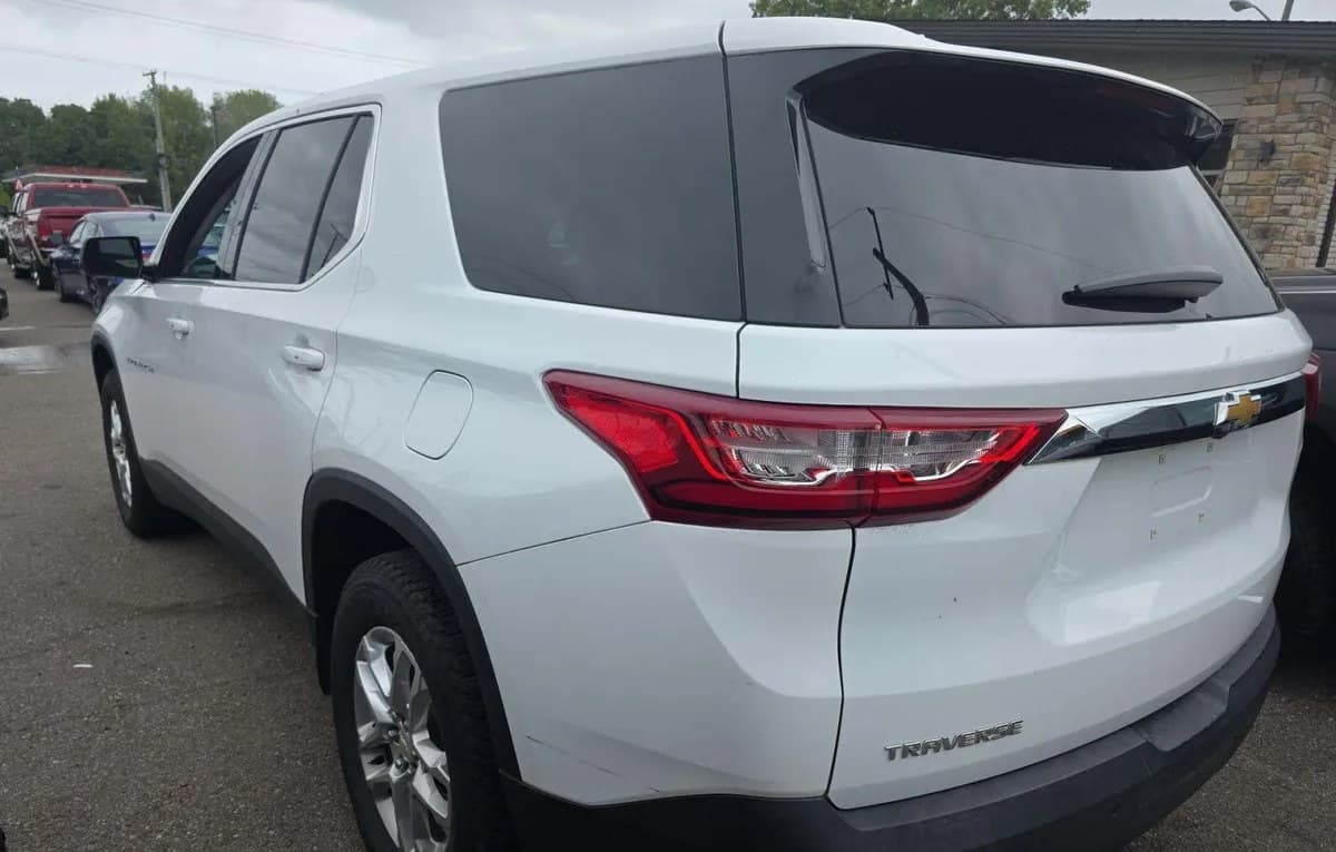 2018 CHEVROLET TRAVERSE LS 3