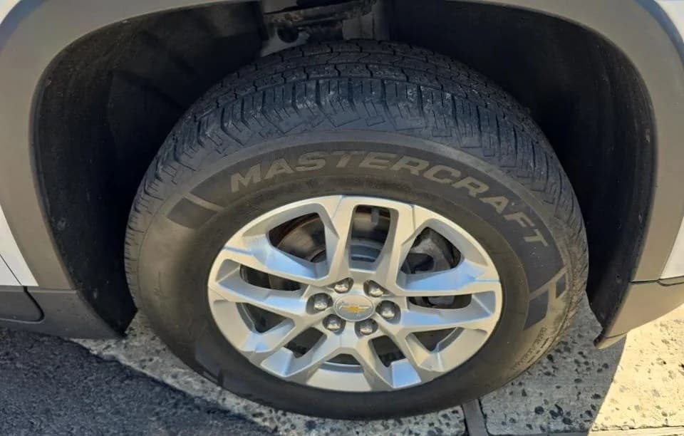 2019 CHEVROLET TRAVERSE LS 6