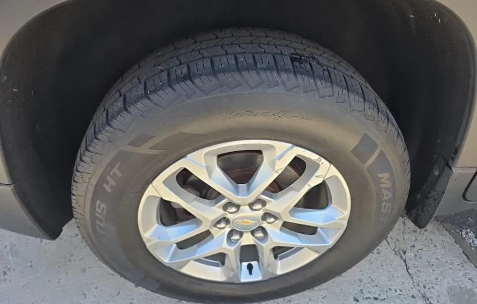 2019 CHEVROLET TRAVERSE LS 7