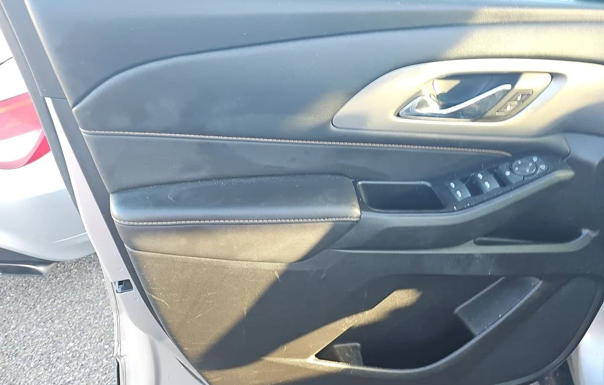 2019 CHEVROLET TRAVERSE LS 6