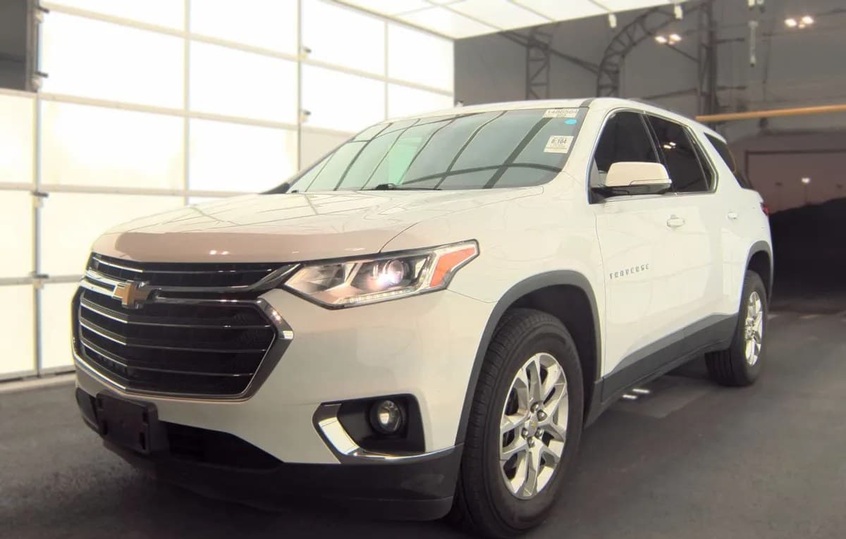 2020 CHEVROLET TRAVERSE LT 2
