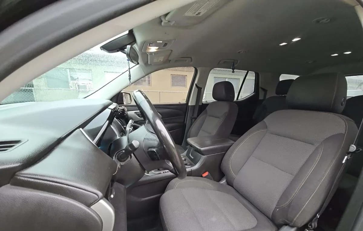 2019 CHEVROLET TRAVERSE LT 4