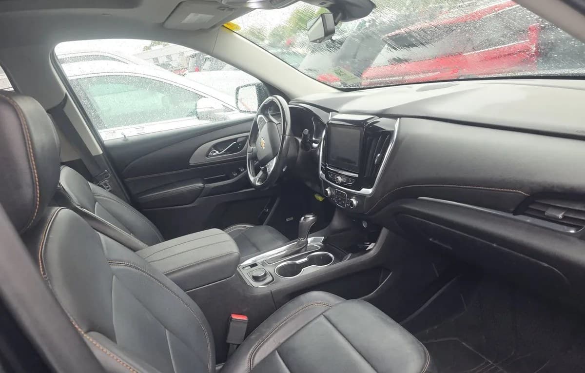 2019 CHEVROLET TRAVERSE RS 5