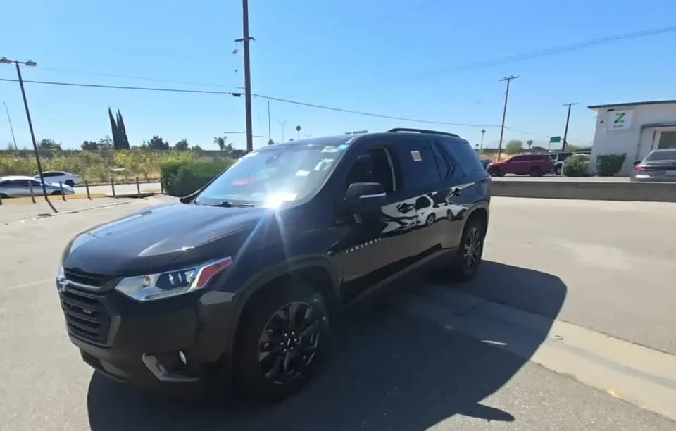 2021 CHEVROLET TRAVERSE RS 2