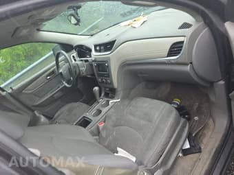 2017 CHEVROLET TRAVERSE LS 9
