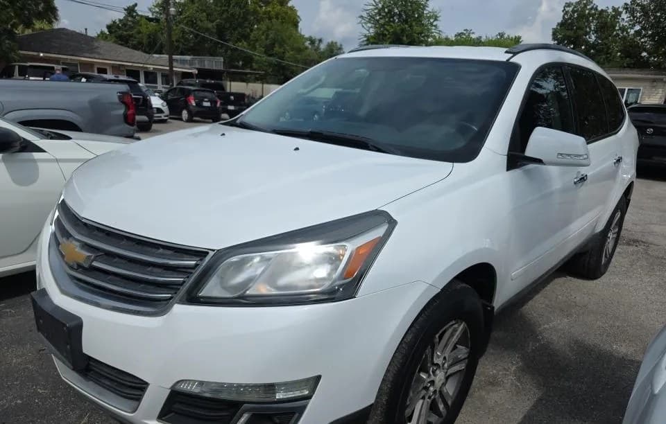 2017 CHEVROLET TRAVERSE LT 4