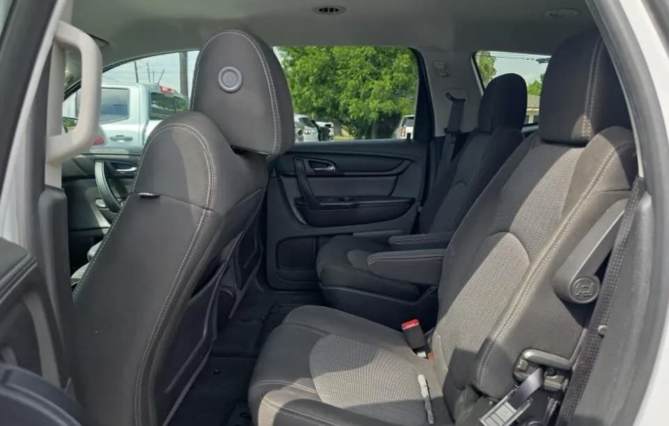2017 CHEVROLET TRAVERSE LT 7